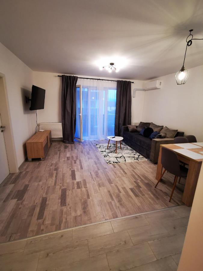 Teo Apartment Brasov Luaran gambar